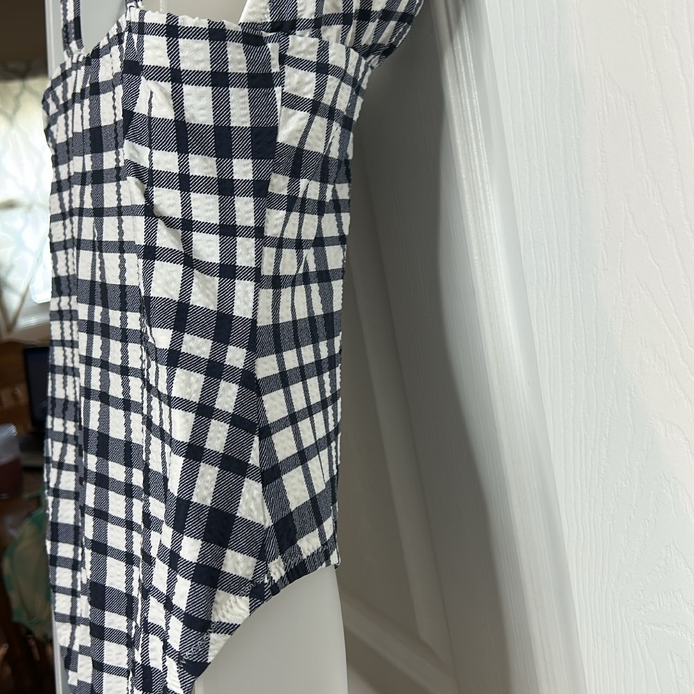 J. Crew Navy and White Checkered Swimsuit 8 Padded One Piece - Picture 4 of 5